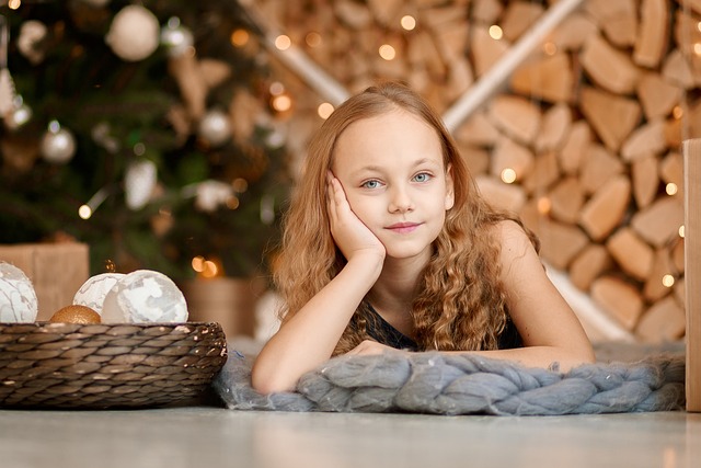 dziecko chodzi do harcerstwa